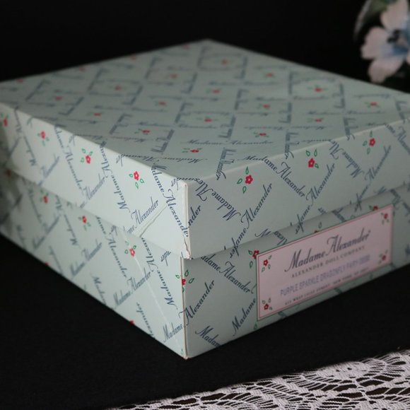 Madame Alexander Doll - Purple Sparkle Dragonfly Fairy - Picture 5 of 7